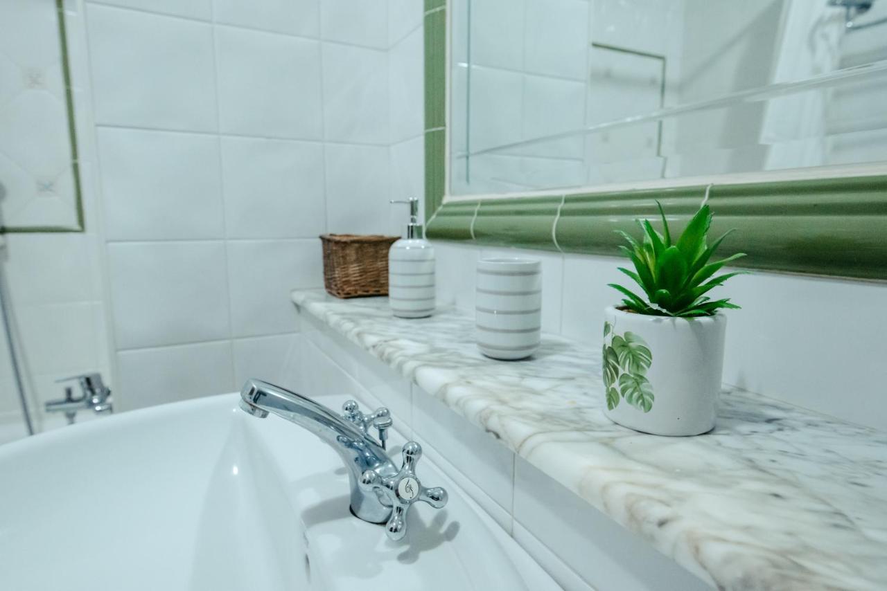 Lar Da Revolta Apartment